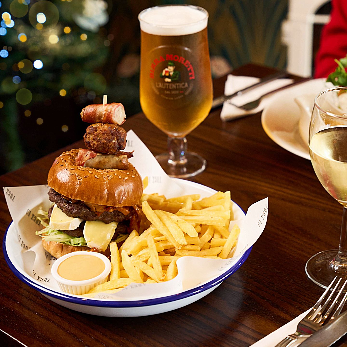 Festive Lunch & Dinner at The Hadcroft in Stourbridge